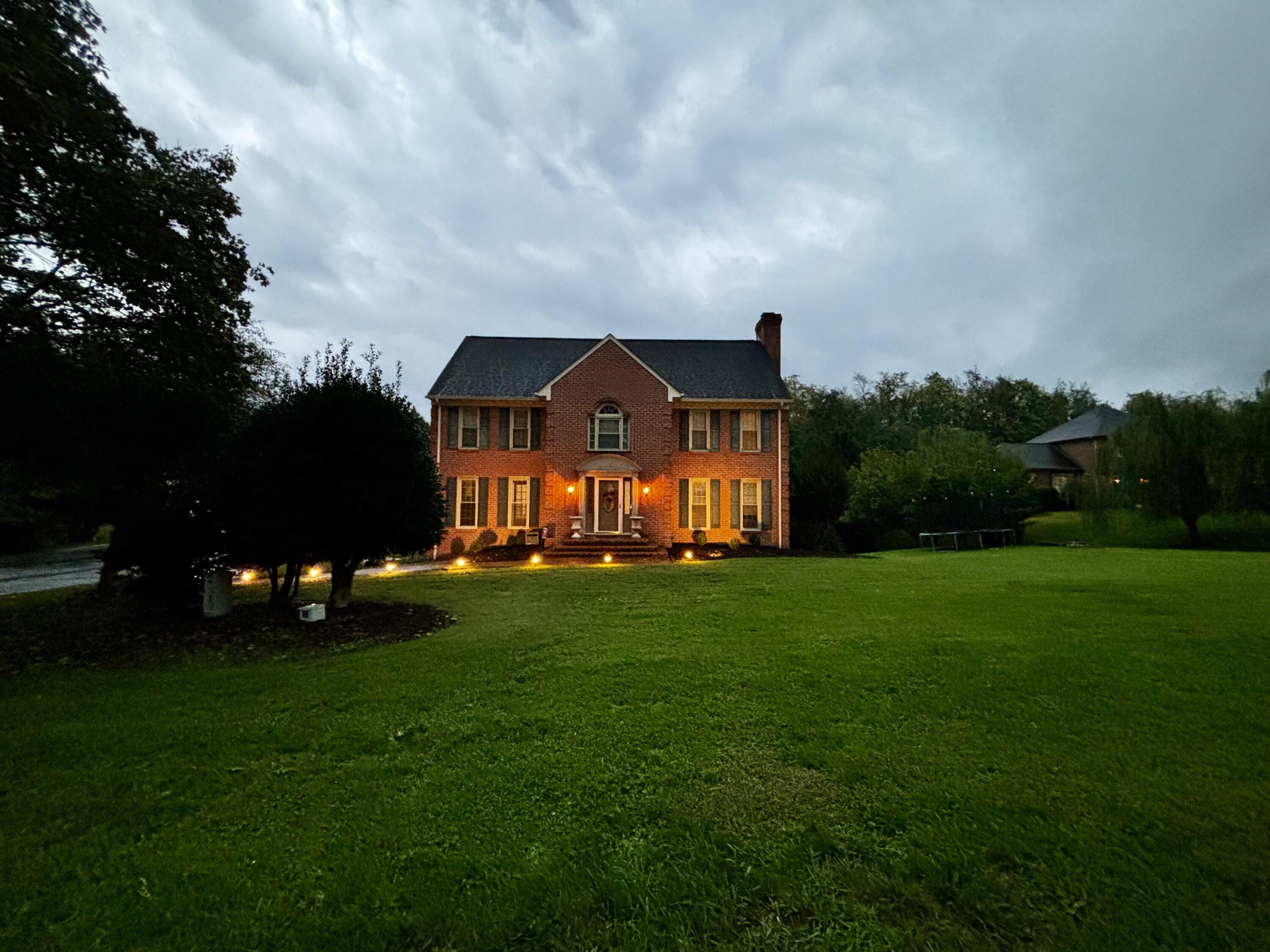 4557 Chippenham DR