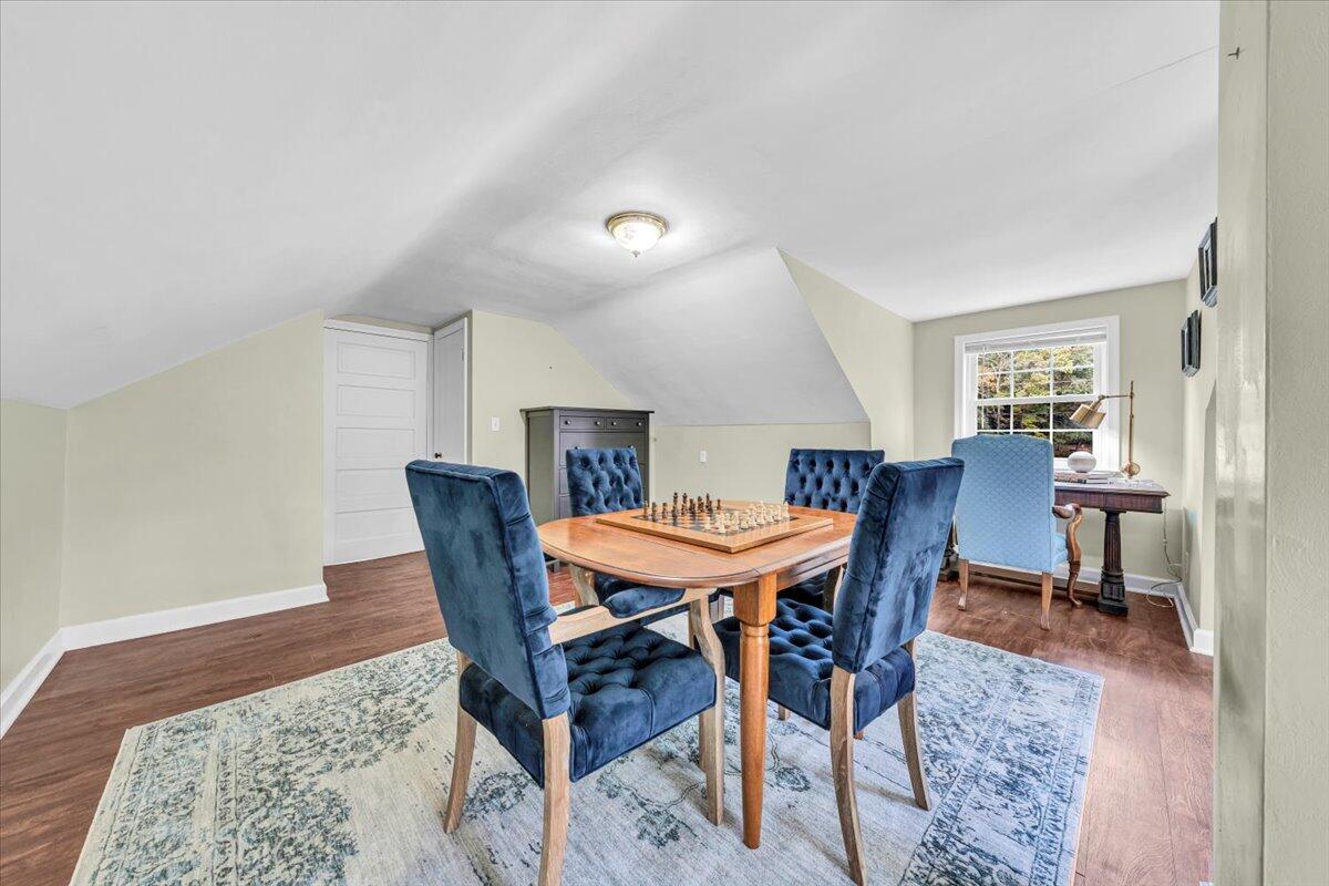 2910 Carvins Cove RD