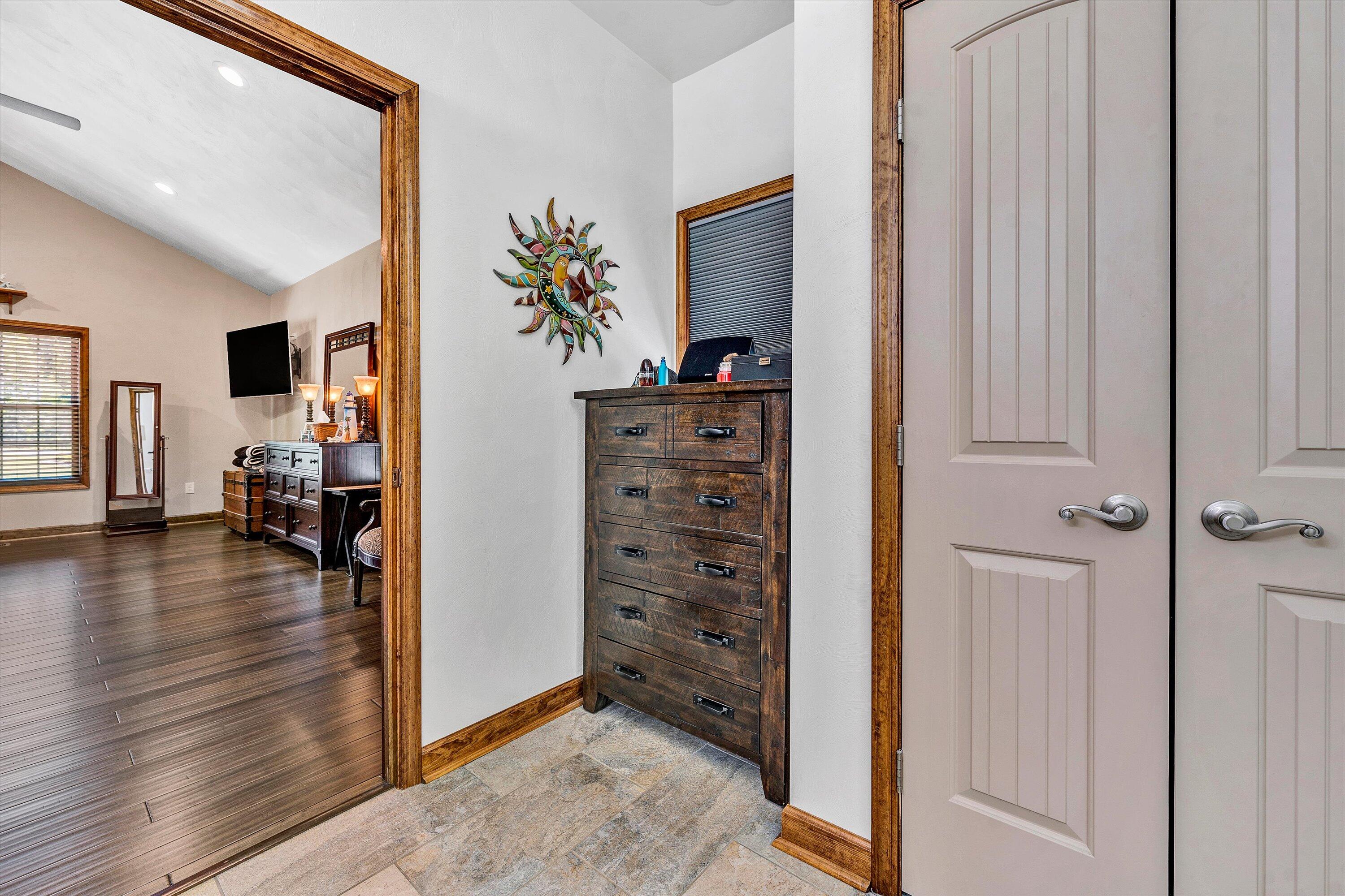 887 Thornblade Way WAY