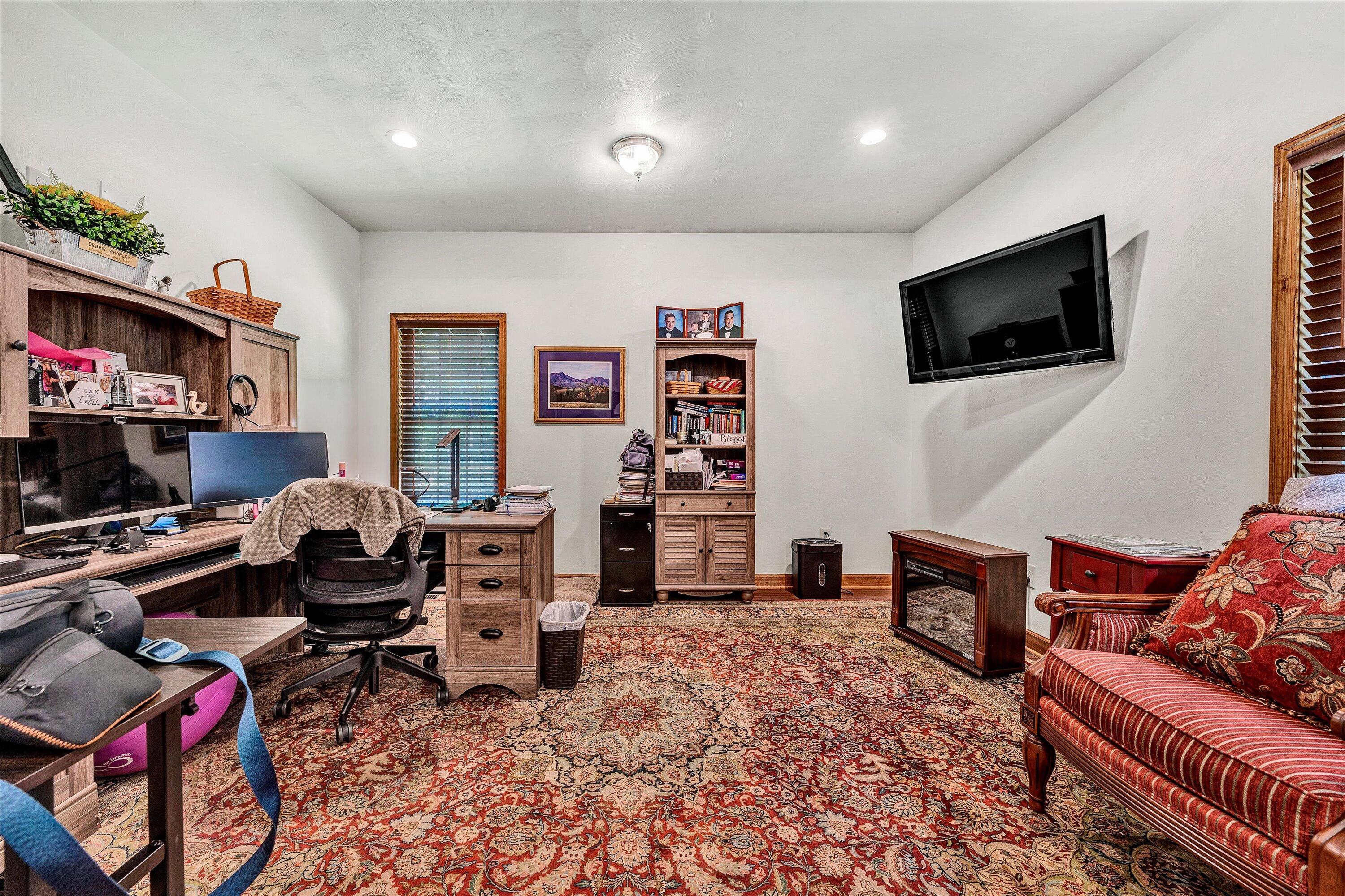 887 Thornblade Way WAY