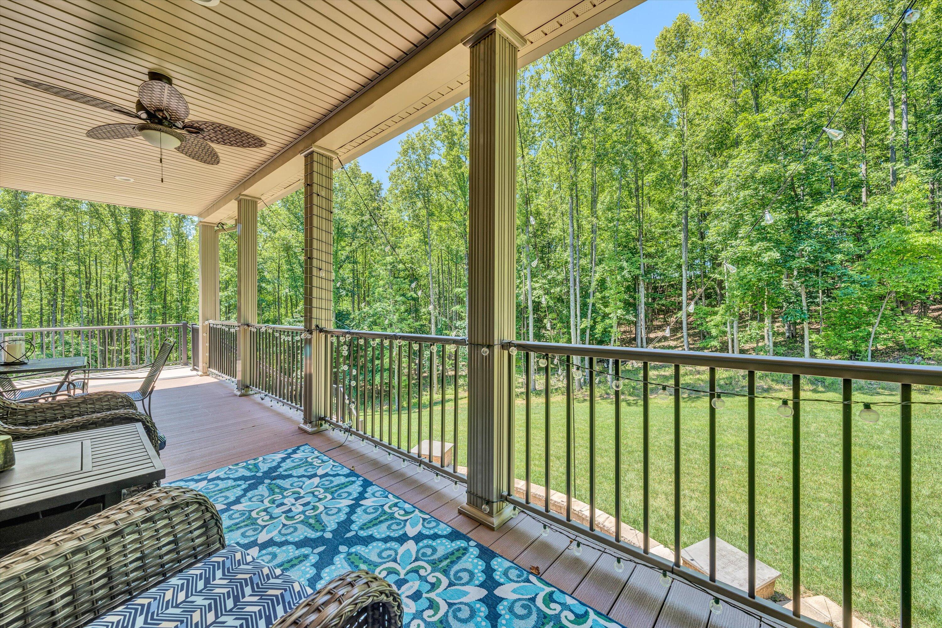 887 Thornblade Way WAY