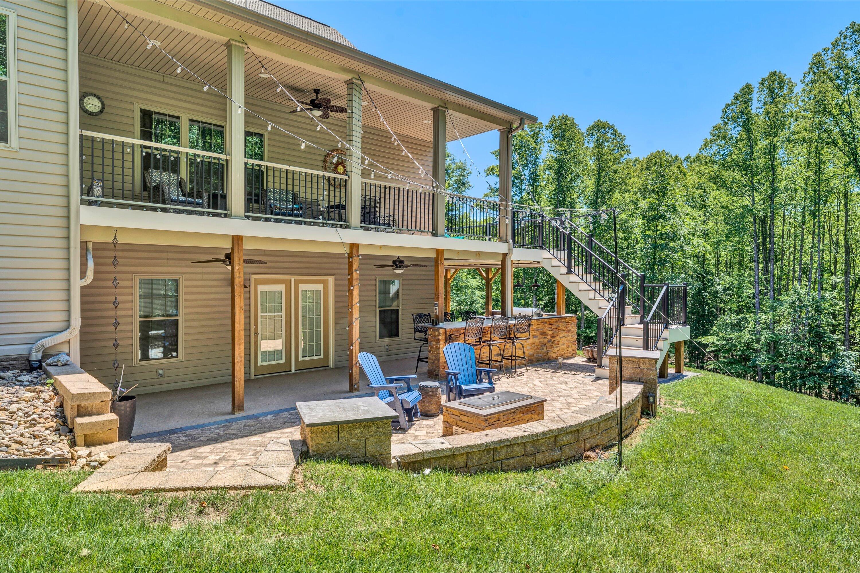 887 Thornblade Way WAY