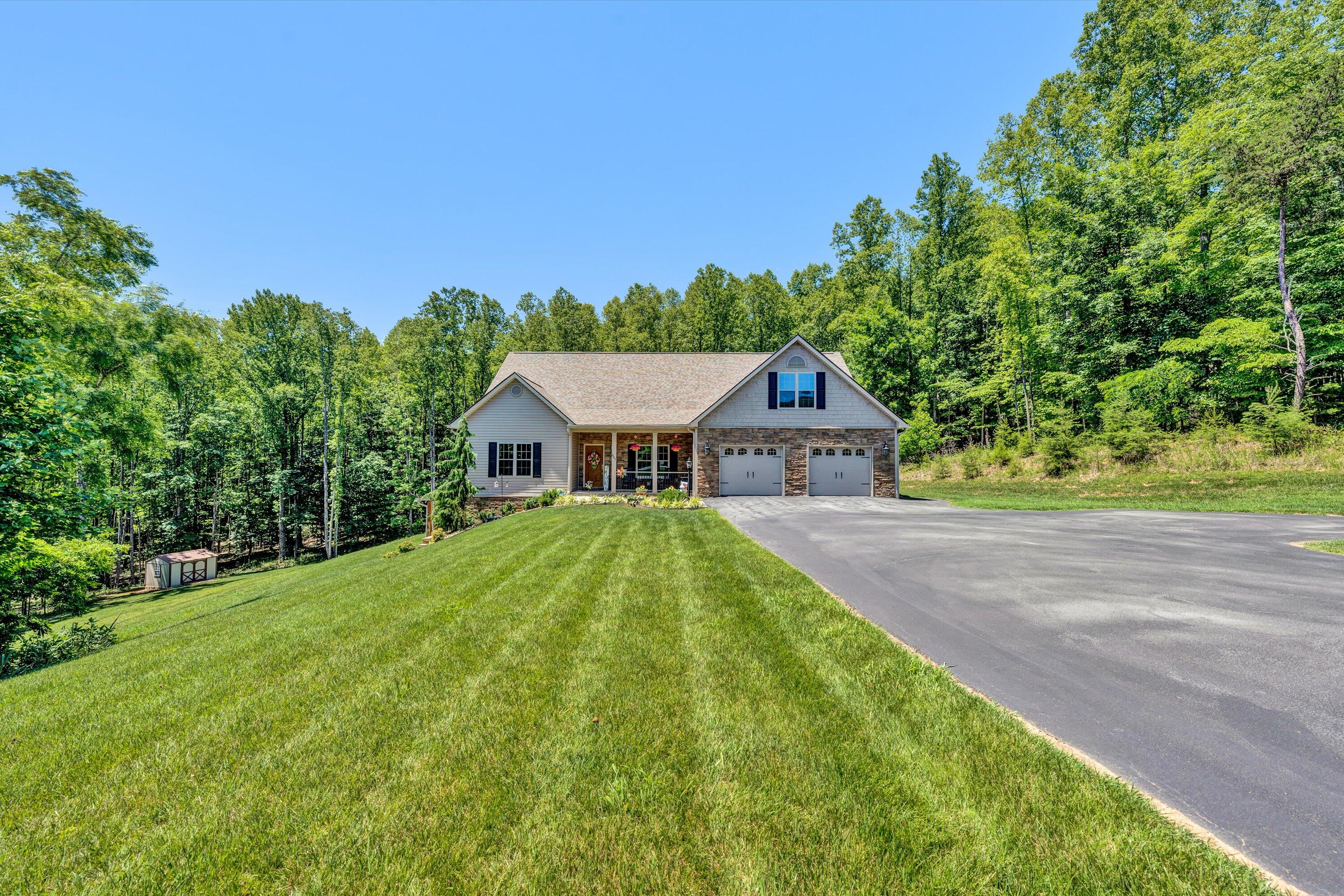 887 Thornblade Way WAY