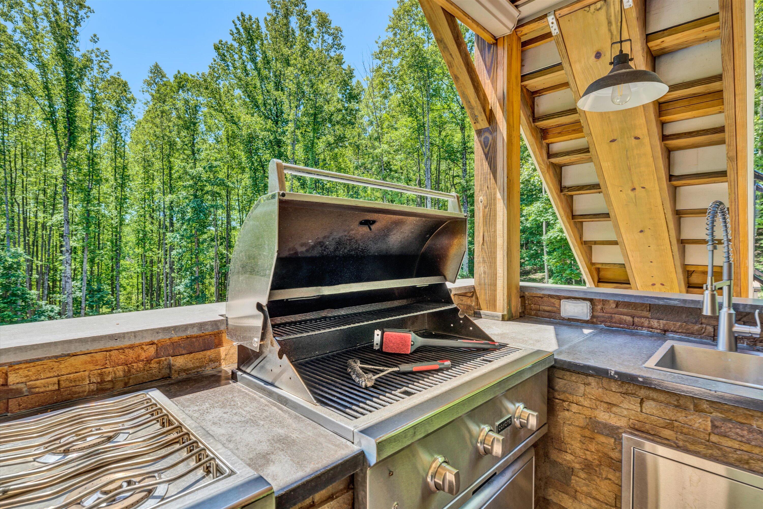 887 Thornblade Way WAY