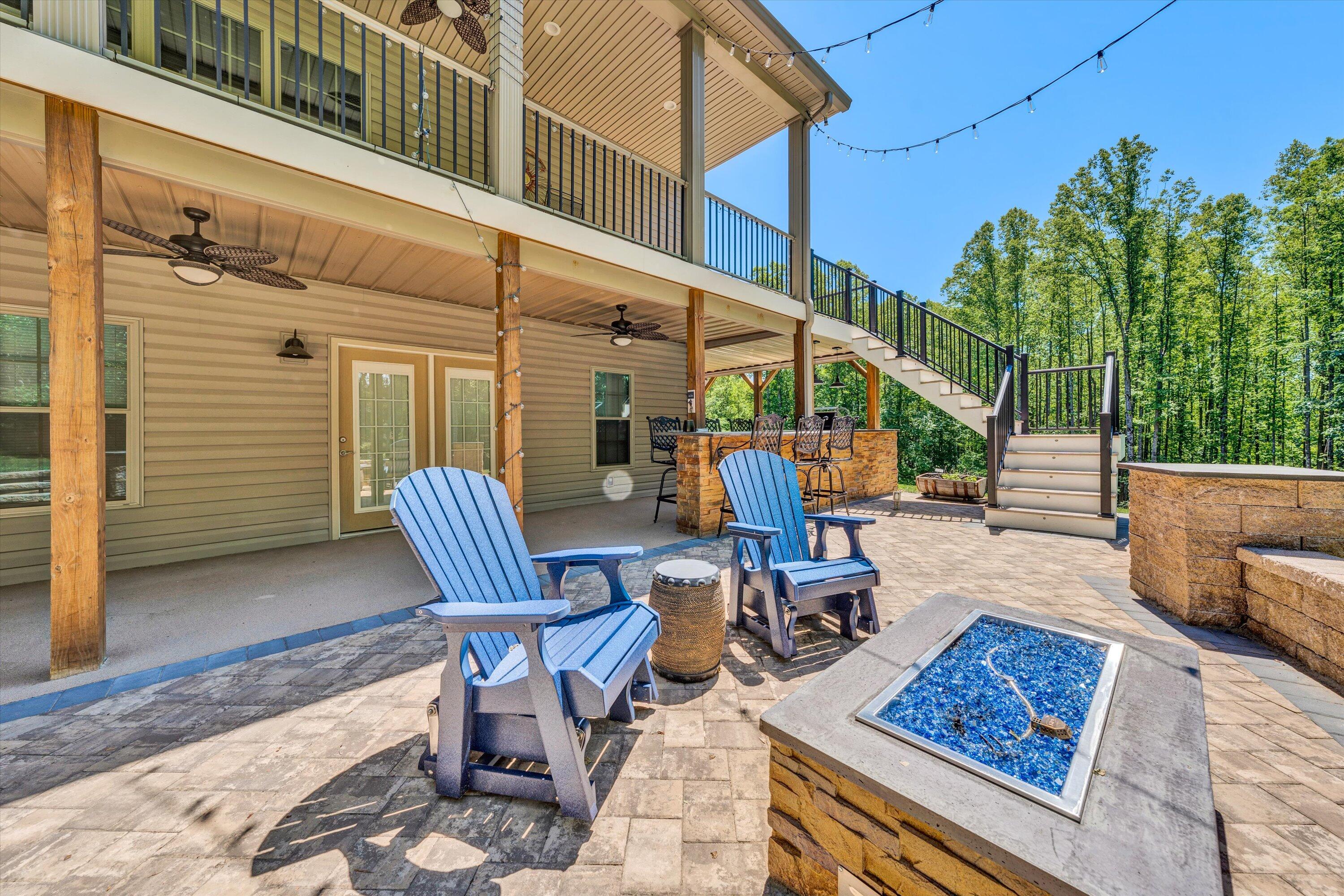 887 Thornblade Way WAY