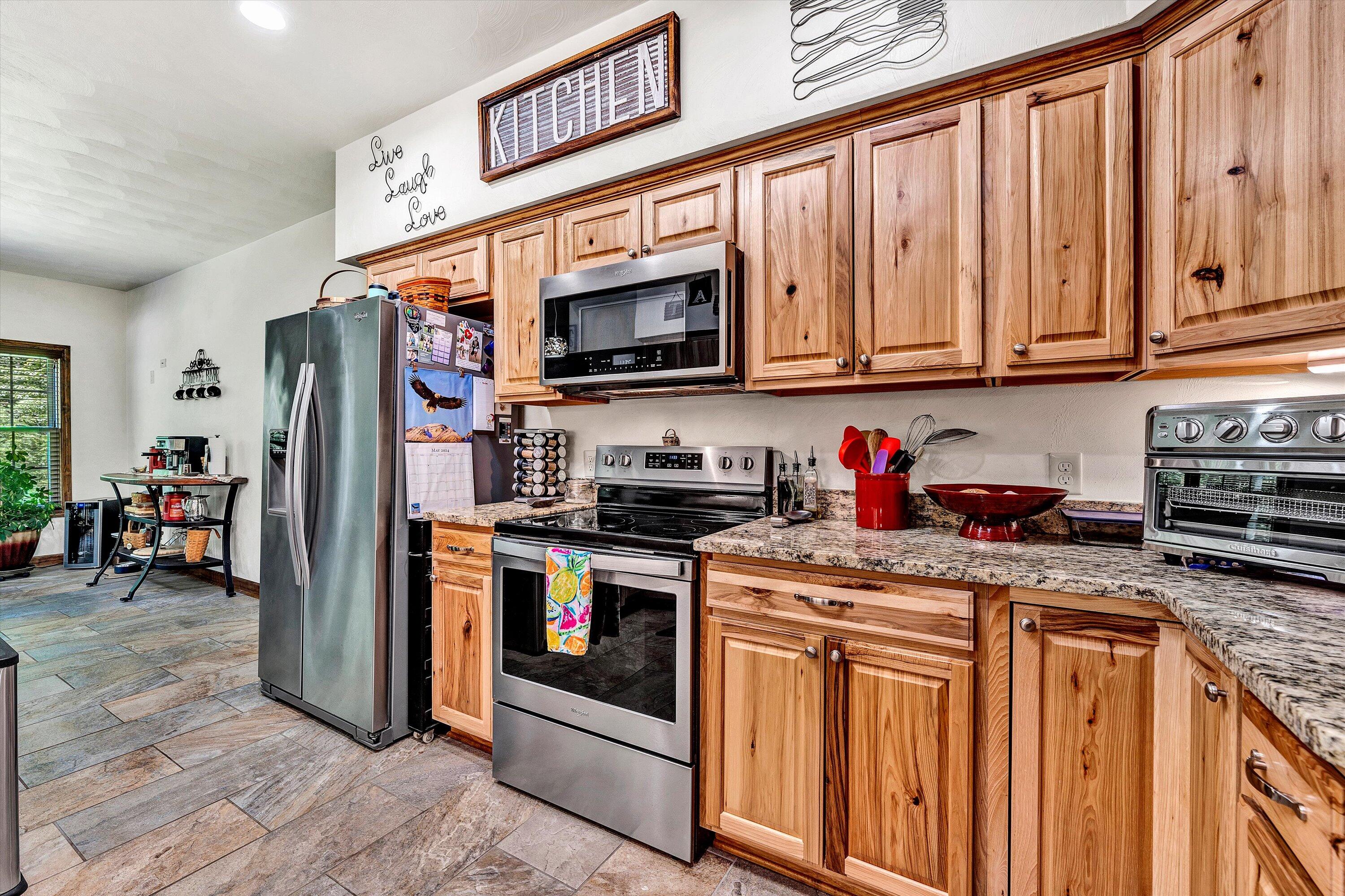 887 Thornblade Way WAY