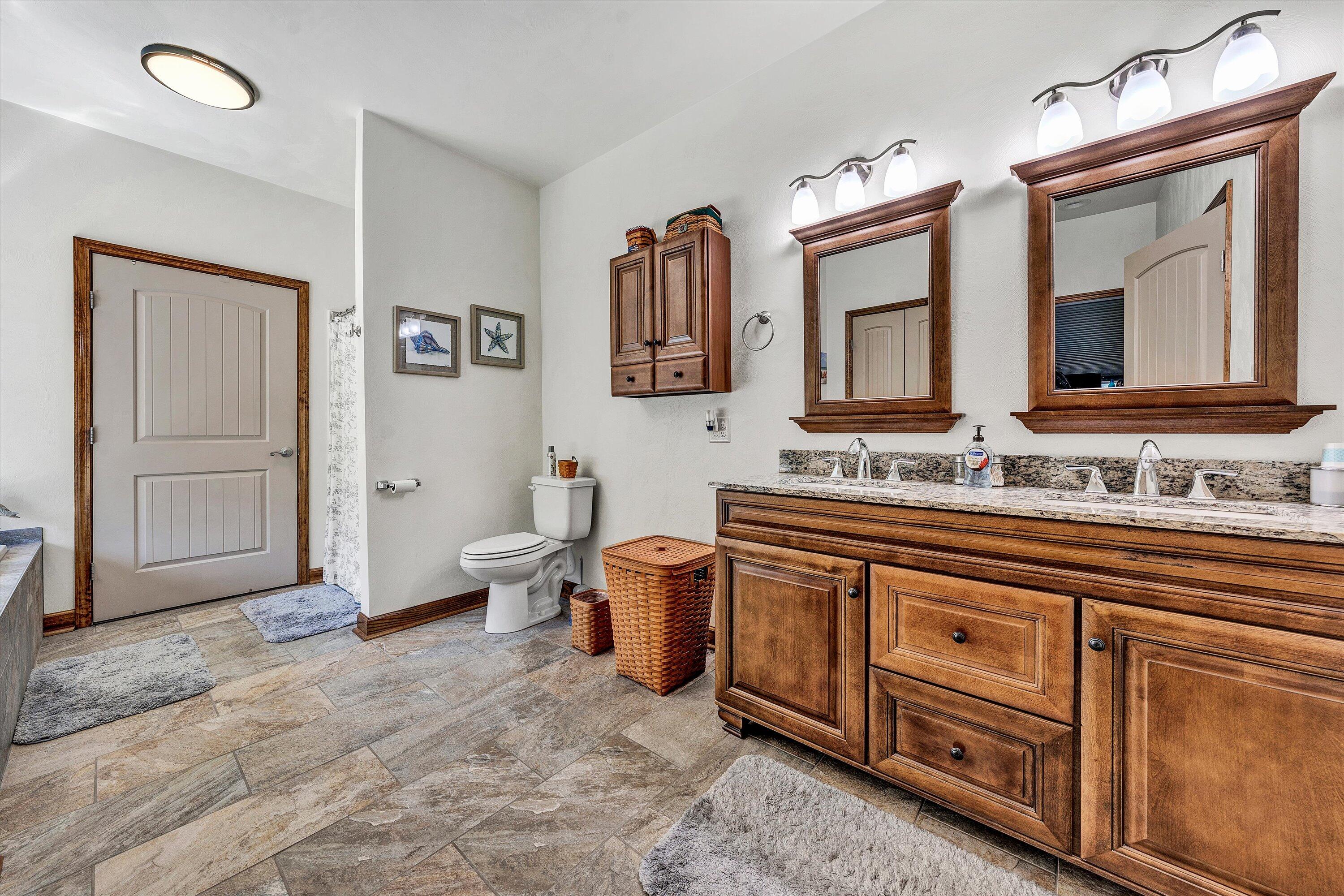 887 Thornblade Way WAY