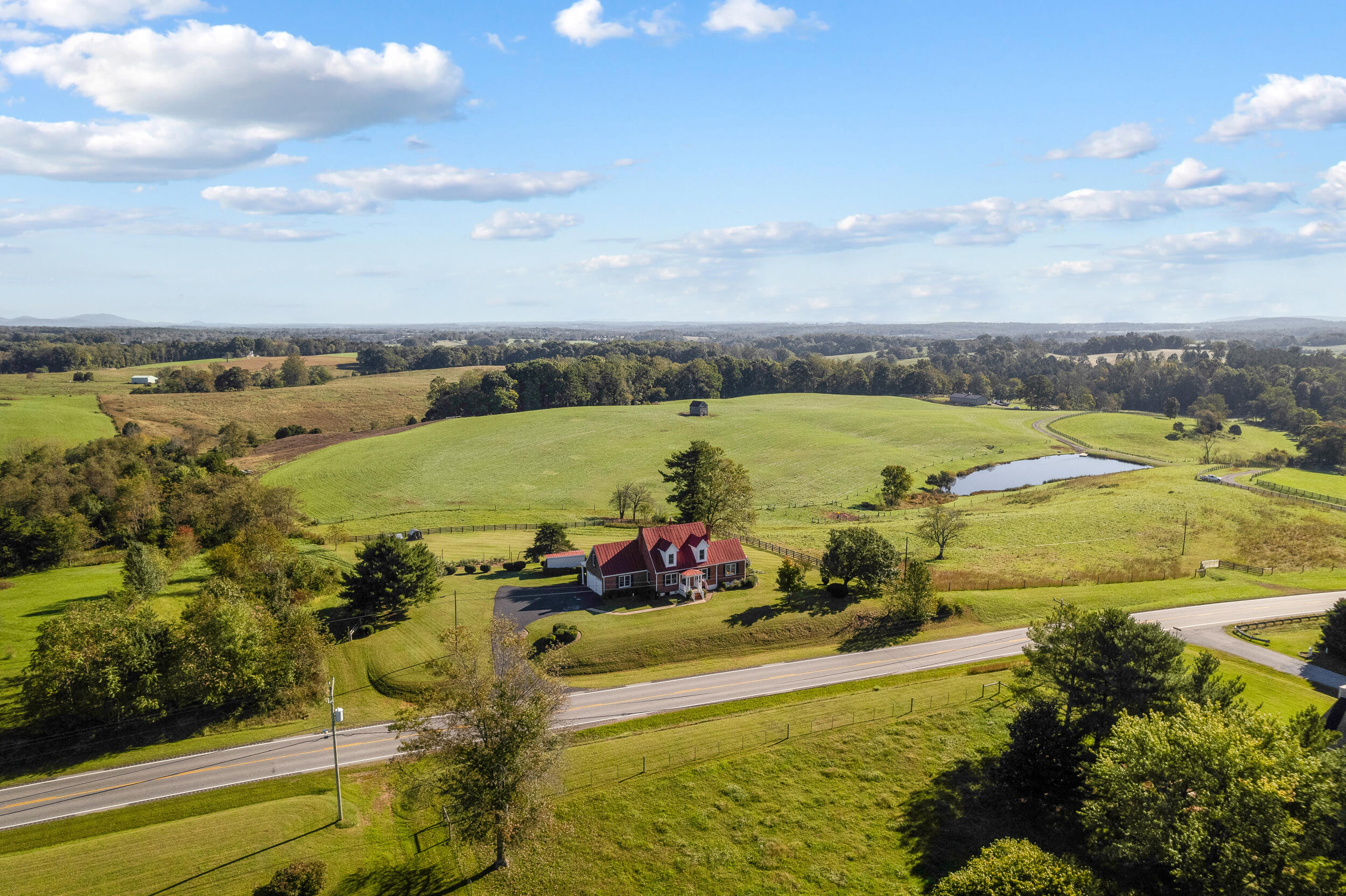 5924 Moneta RD