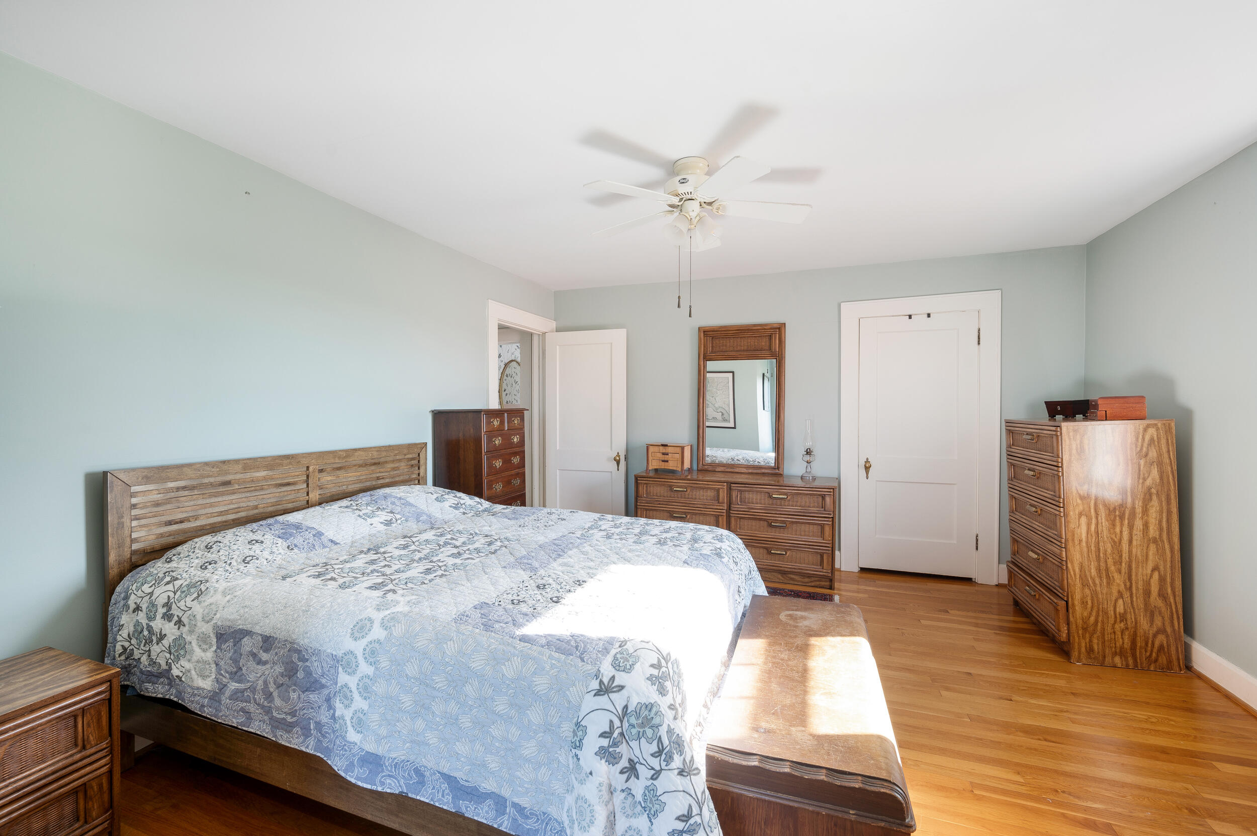 5924 Moneta RD