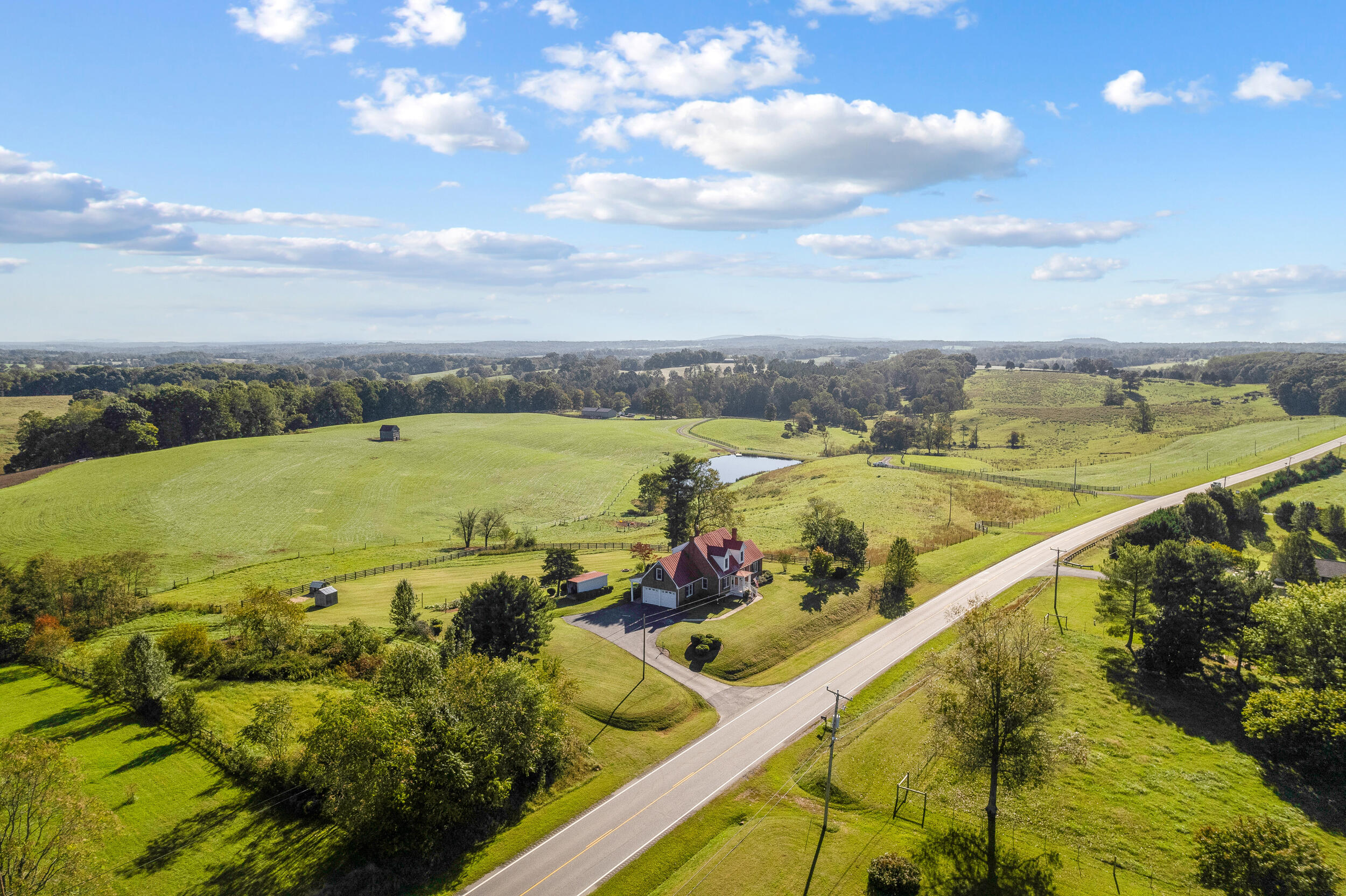 5924 Moneta RD