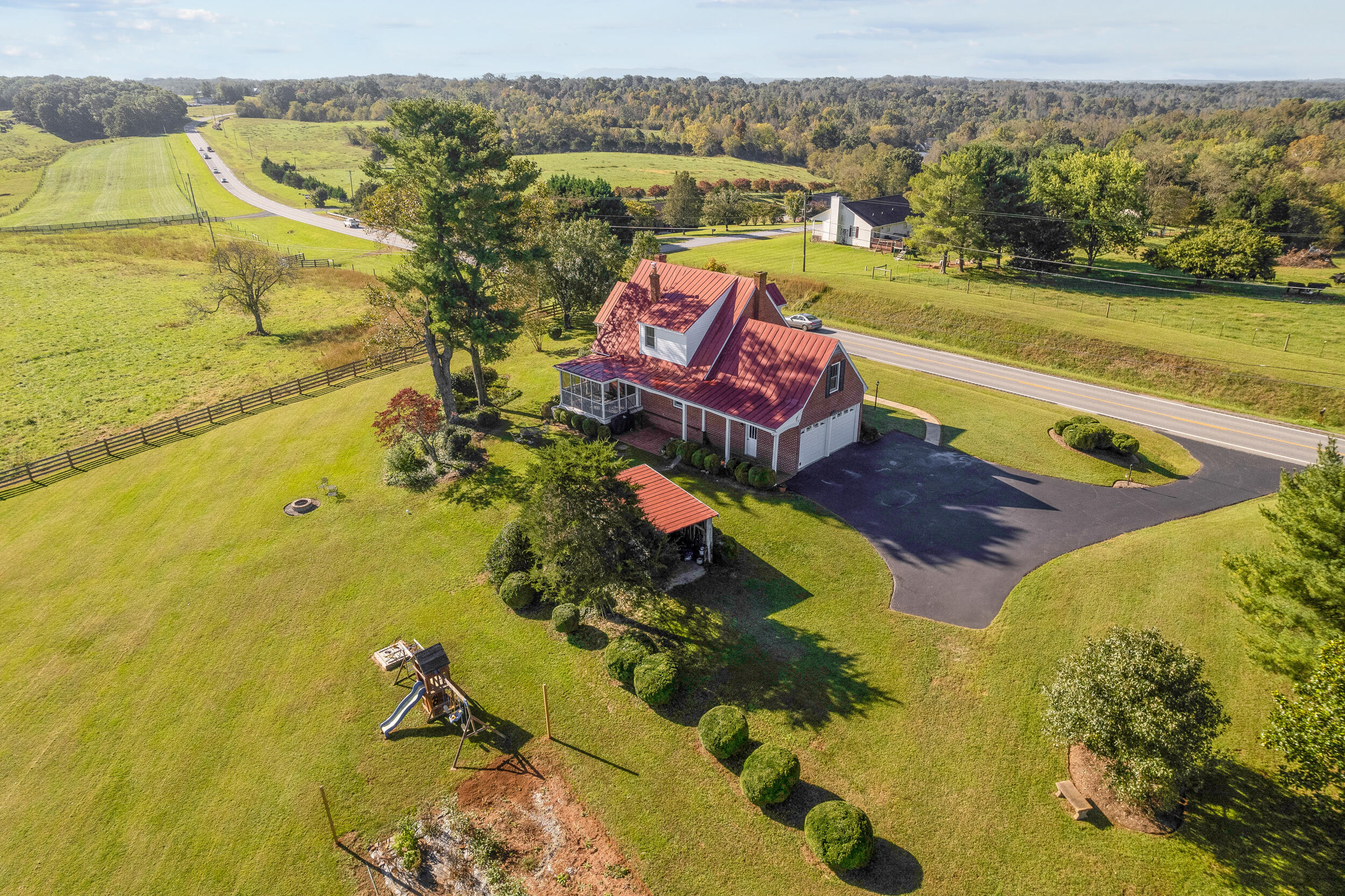 5924 Moneta RD