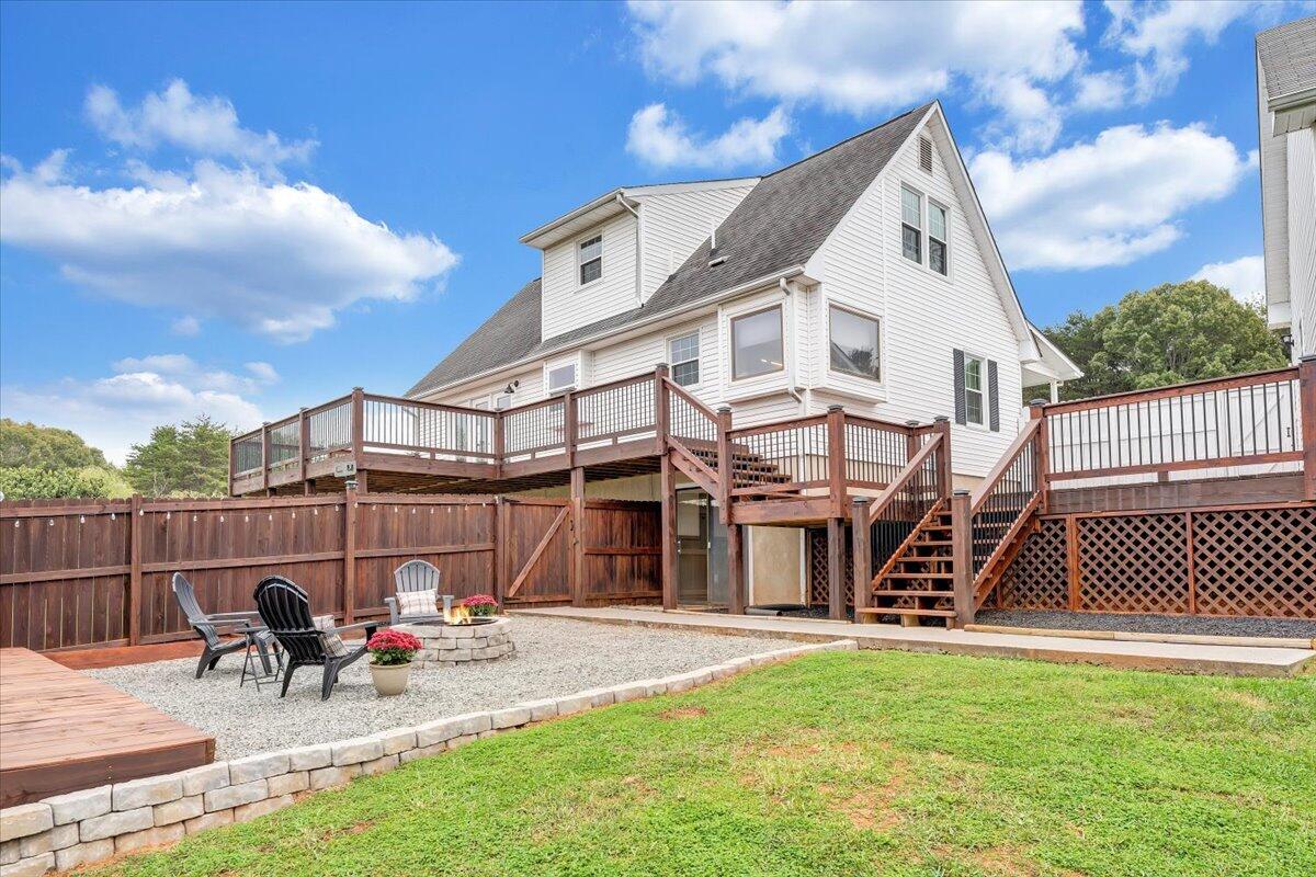 5 Arrow LN