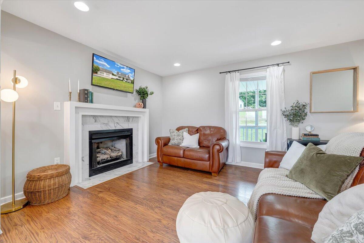 5 Arrow LN