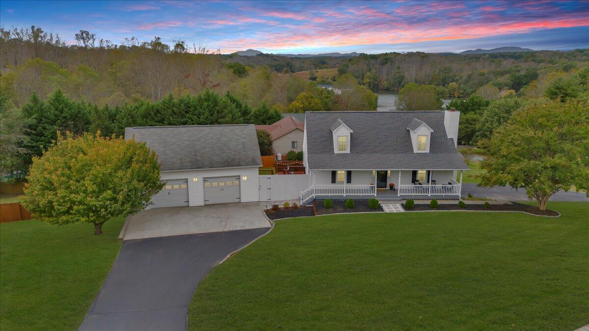 5 Arrow LN