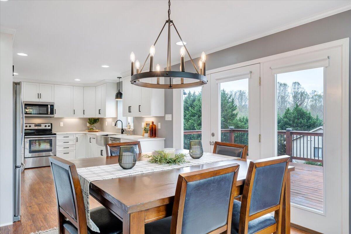 5 Arrow LN