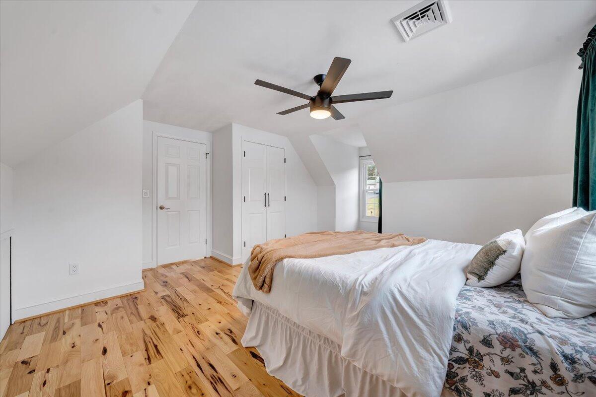 5 Arrow LN