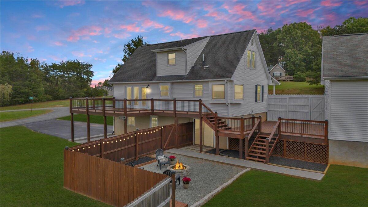 5 Arrow LN