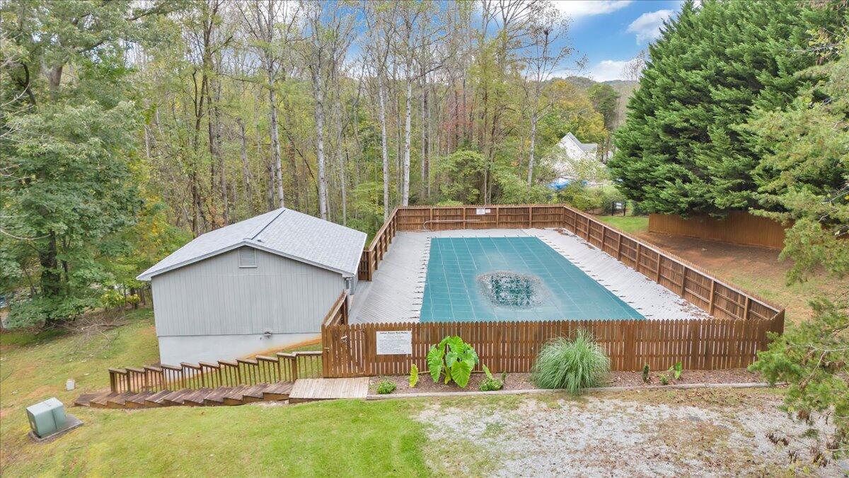 5 Arrow LN