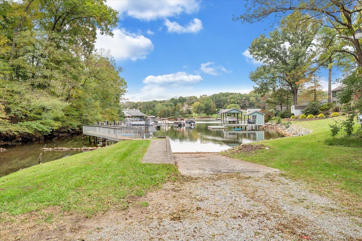 5 Arrow LN