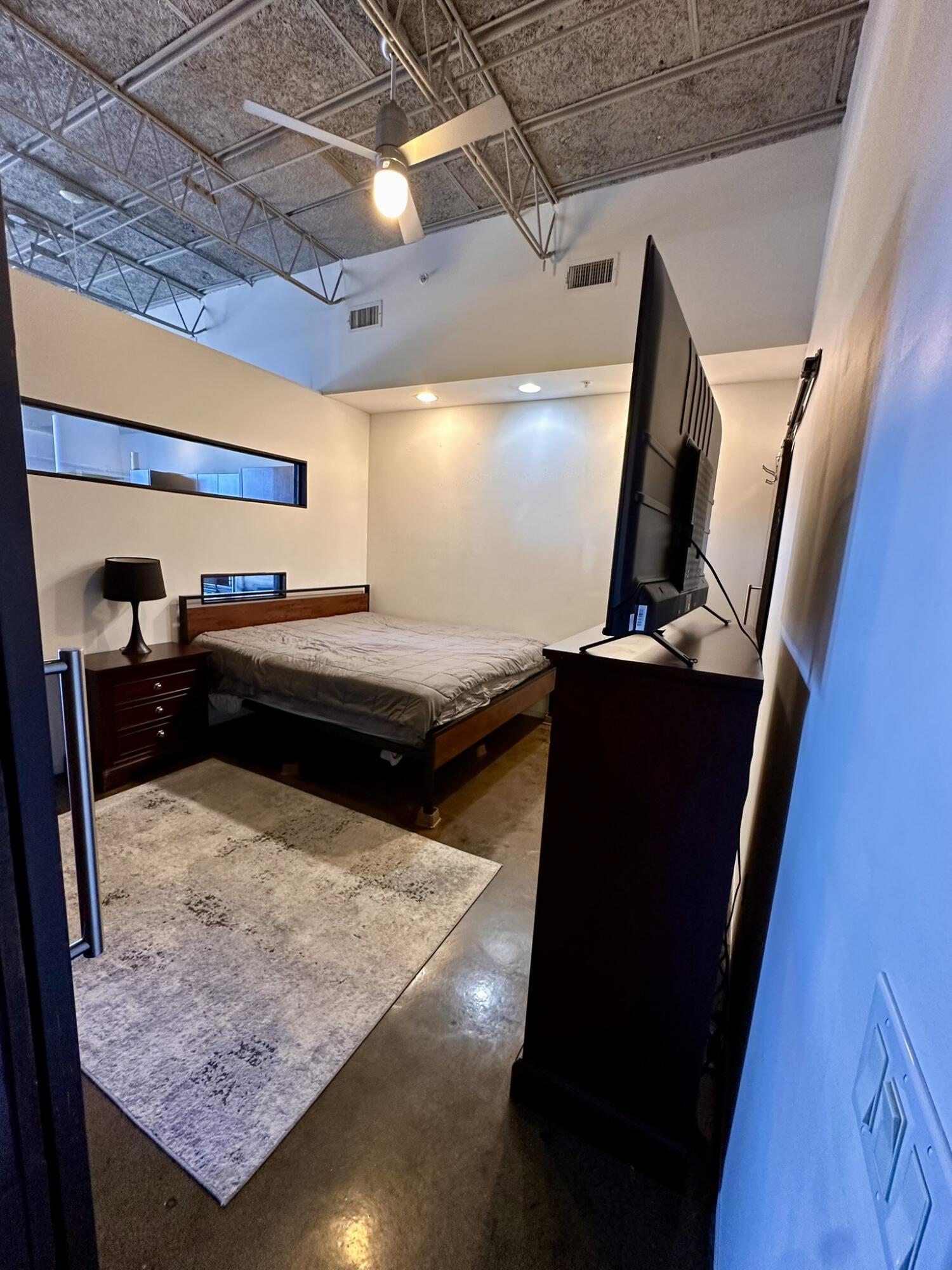 400 Salem AVE SW Unit: 2K