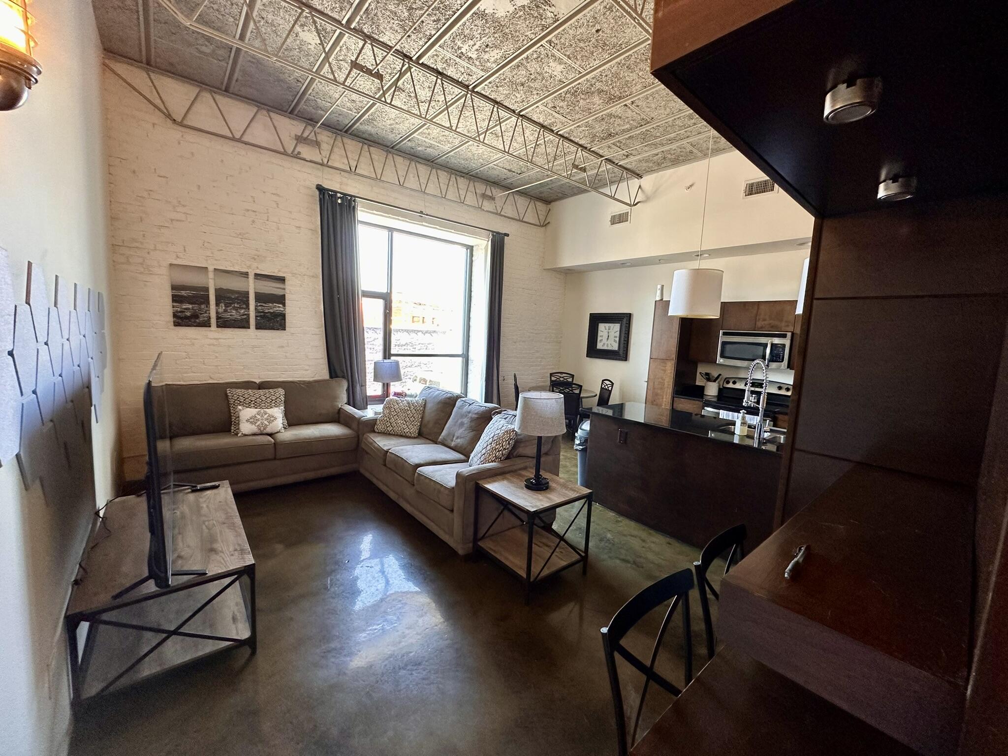 400 Salem AVE SW Unit: 2K
