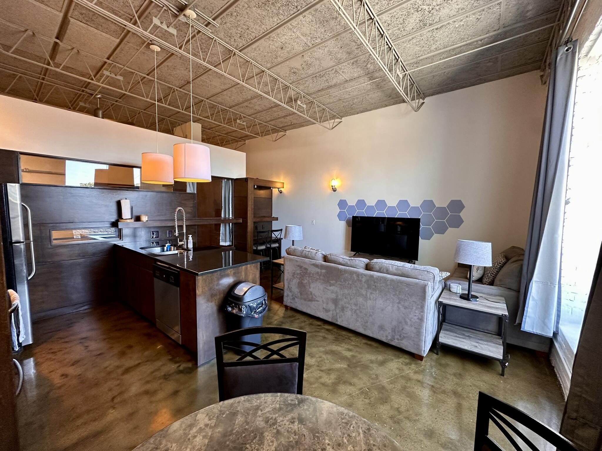 400 Salem AVE SW Unit: 2K