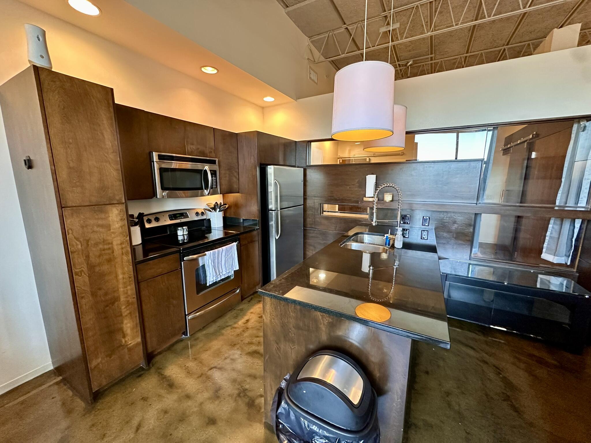 400 Salem AVE SW Unit: 2K