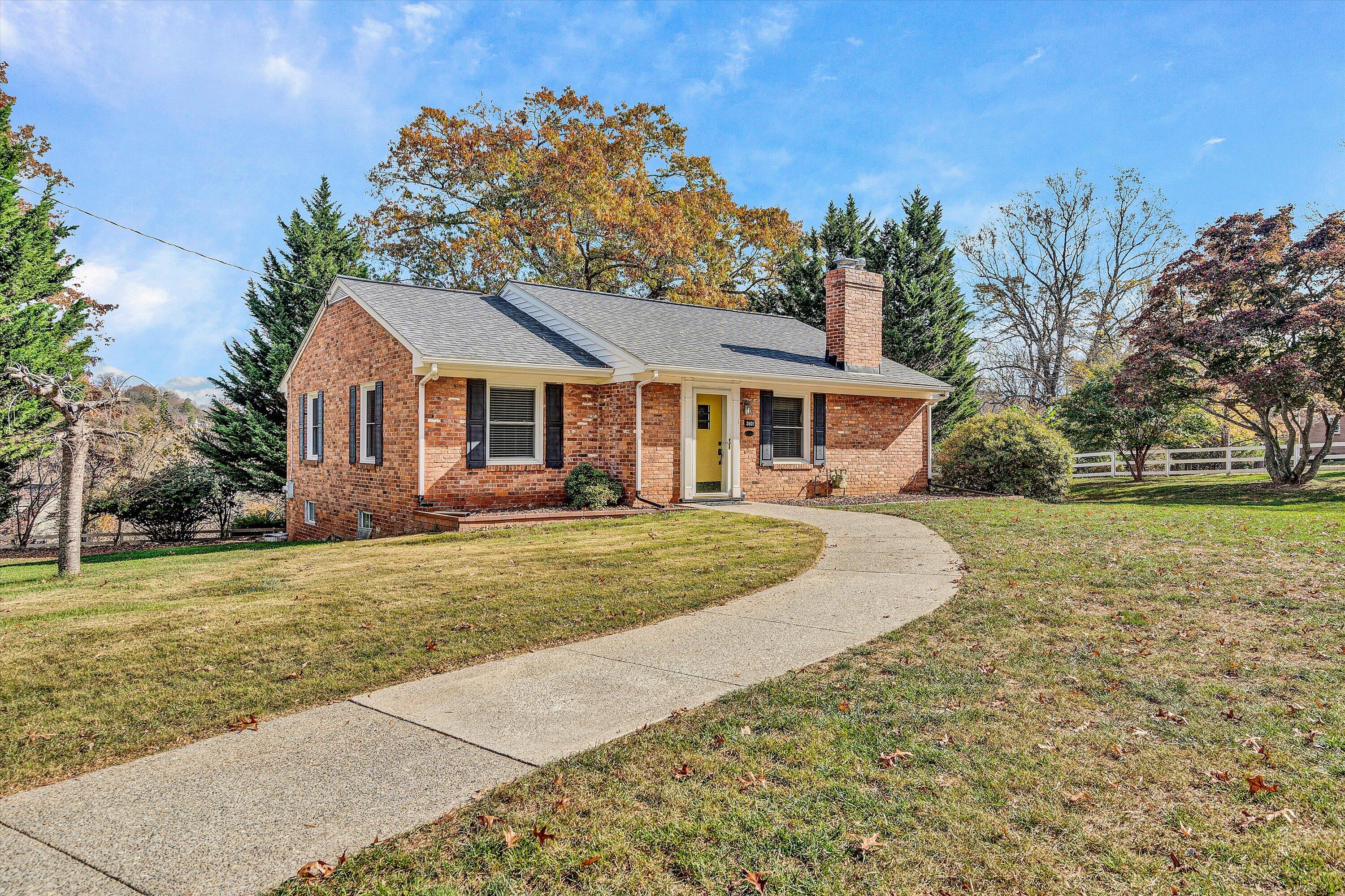 3101 Circle DR SW