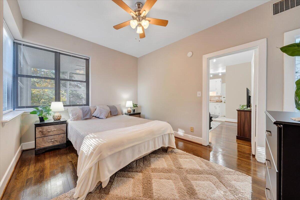 1139 2nd ST SW Unit: 9