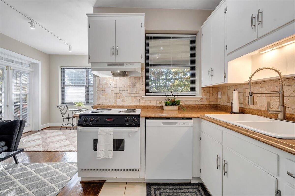 1139 2nd ST SW Unit: 9