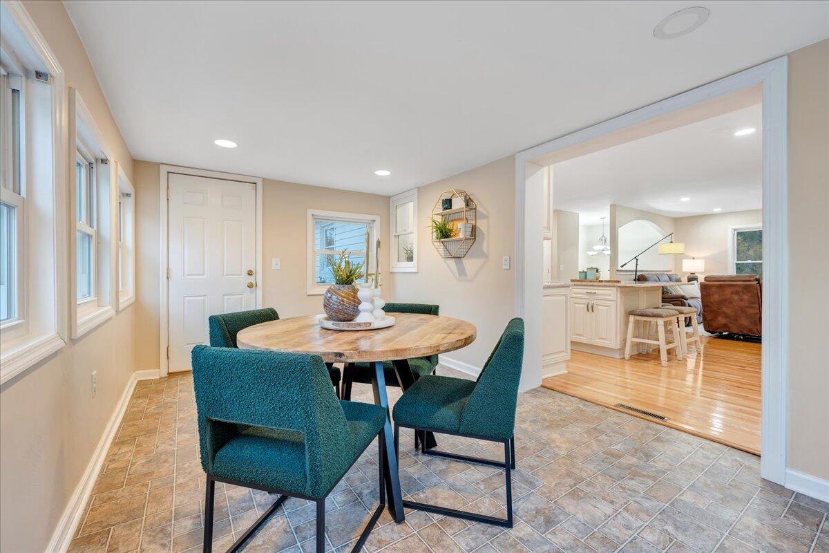 1334 Gates CIR