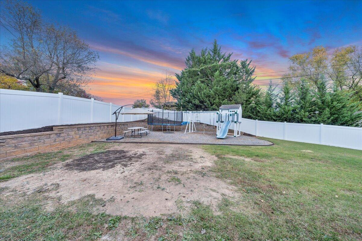 1334 Gates CIR
