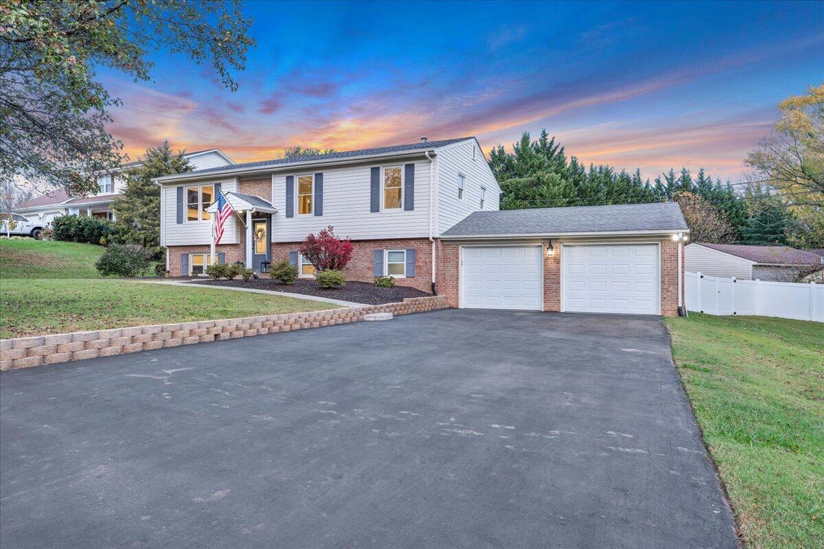 1334 Gates CIR