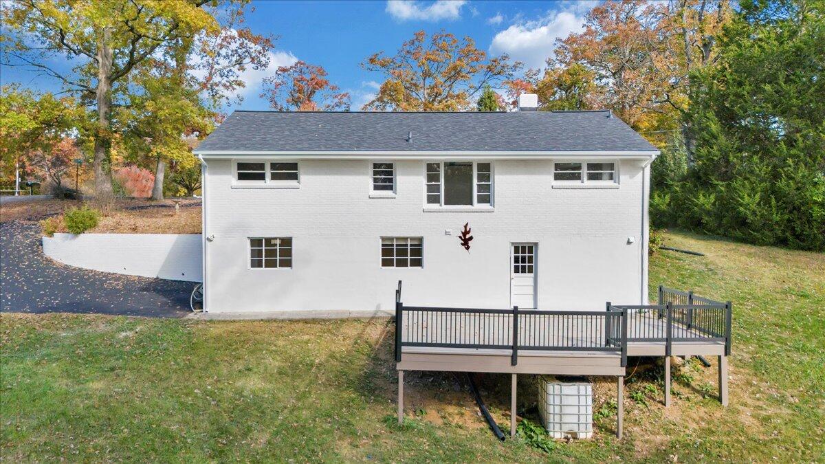 8252 Webster DR