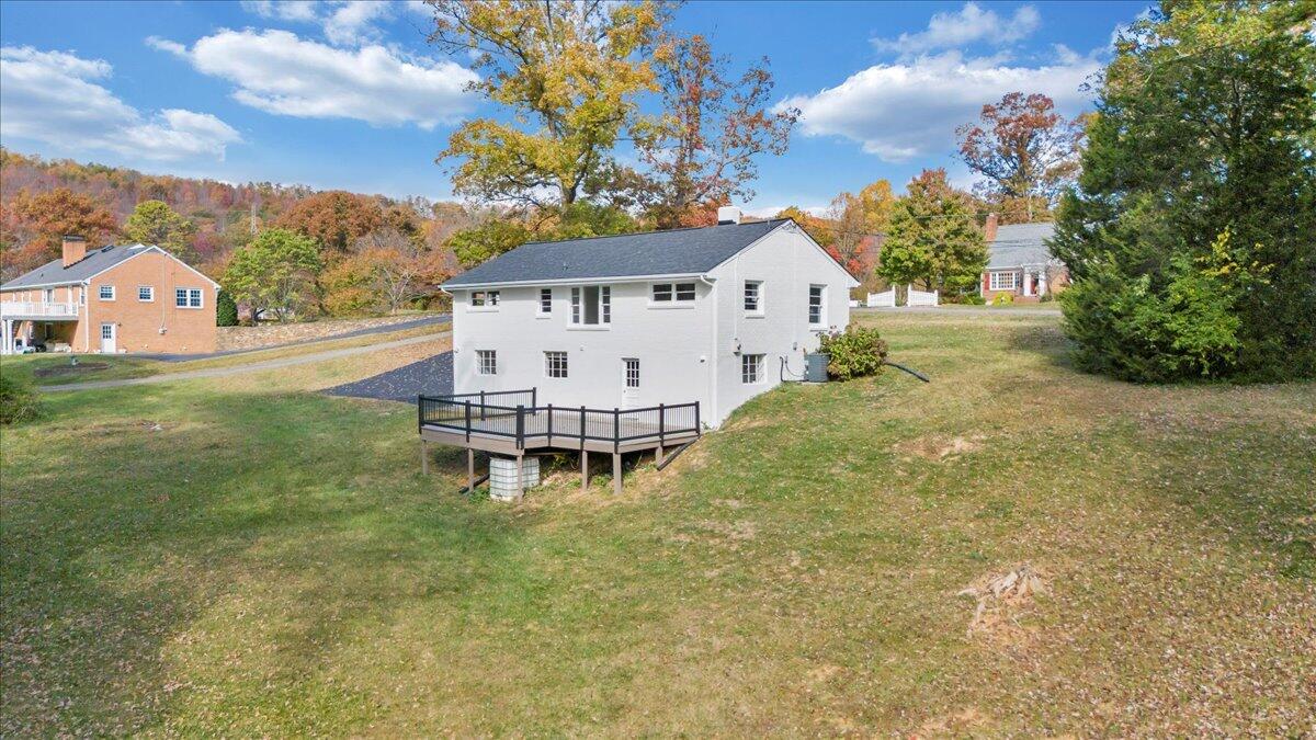 8252 Webster DR