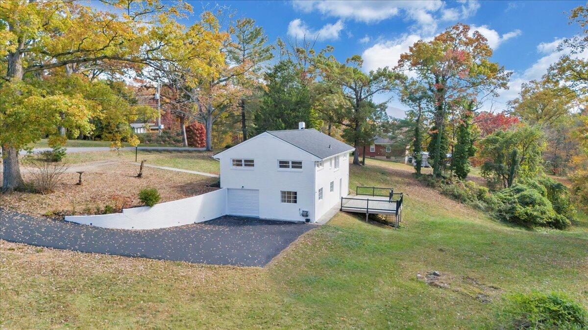 8252 Webster DR
