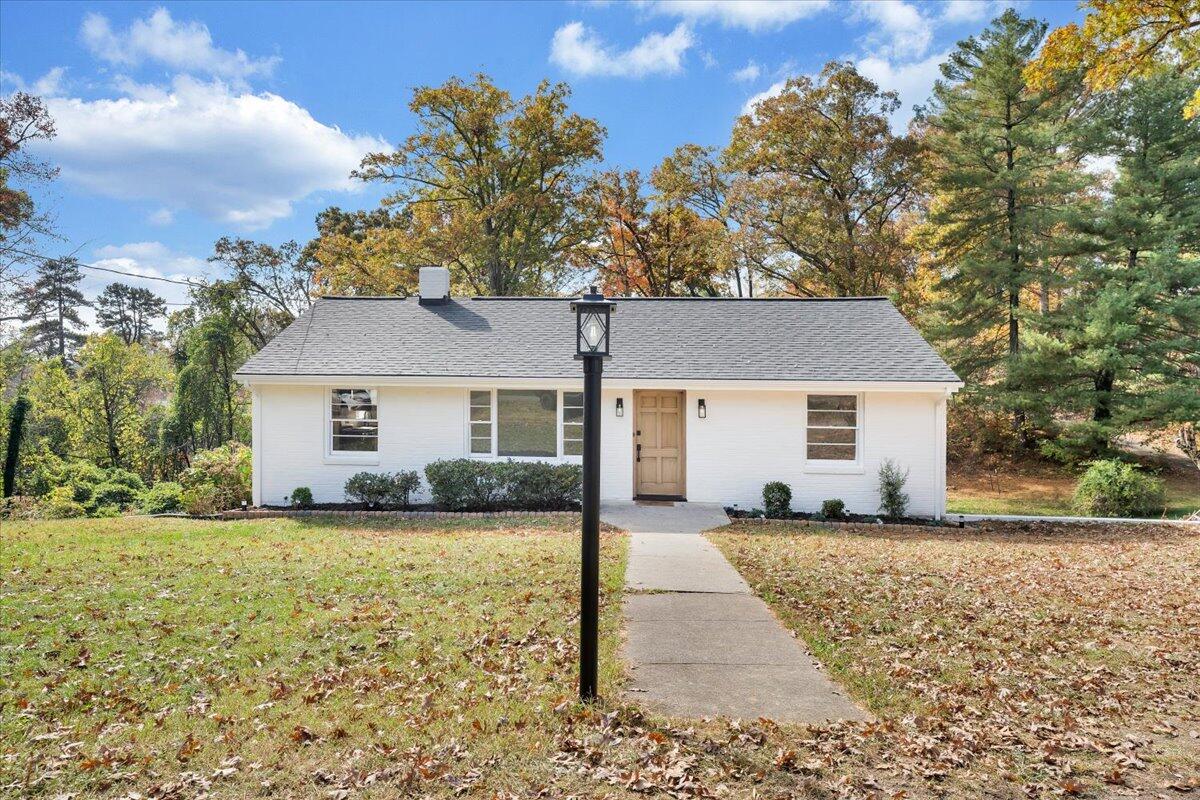 8252 Webster DR