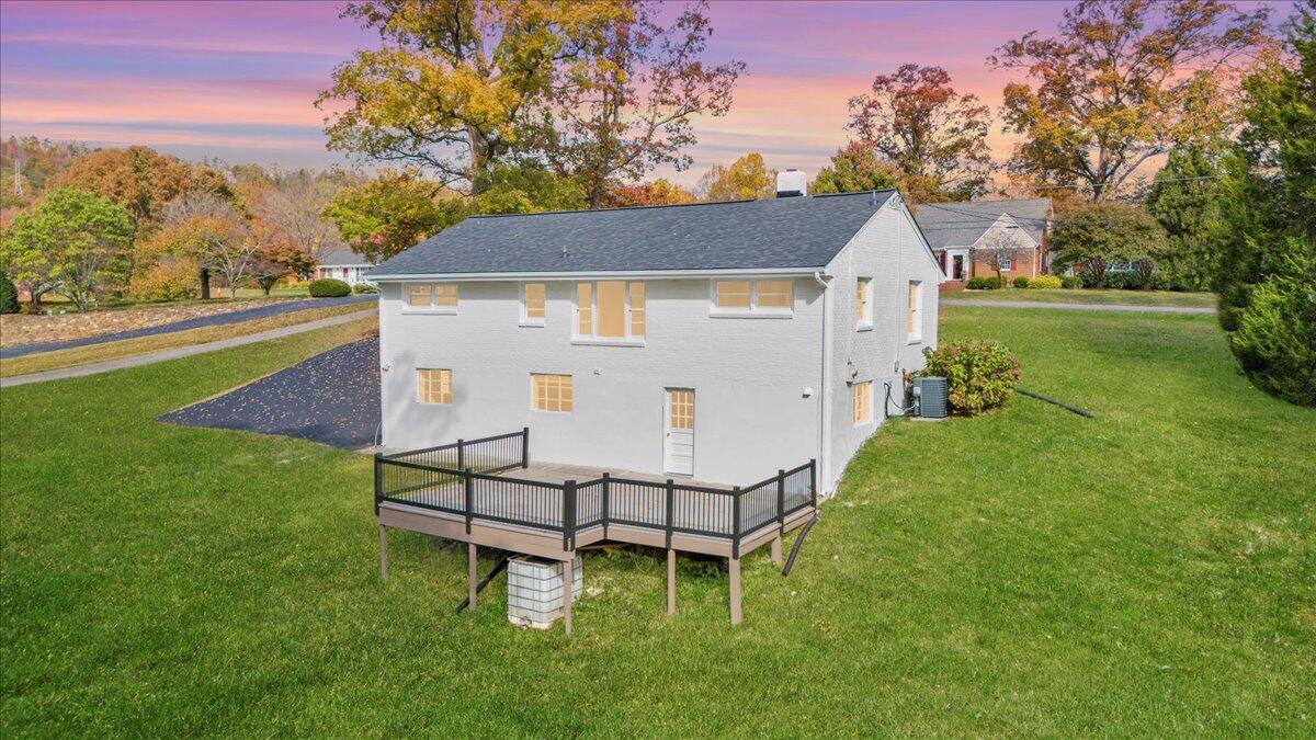 8252 Webster DR