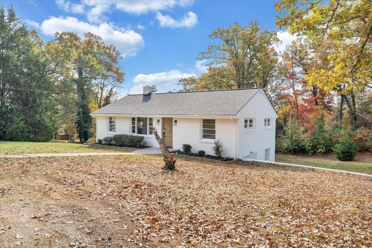 8252 Webster DR