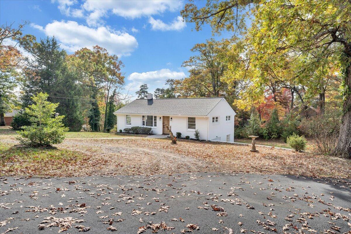 8252 Webster DR