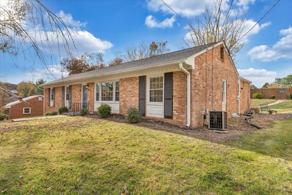 4707 Easthill DR