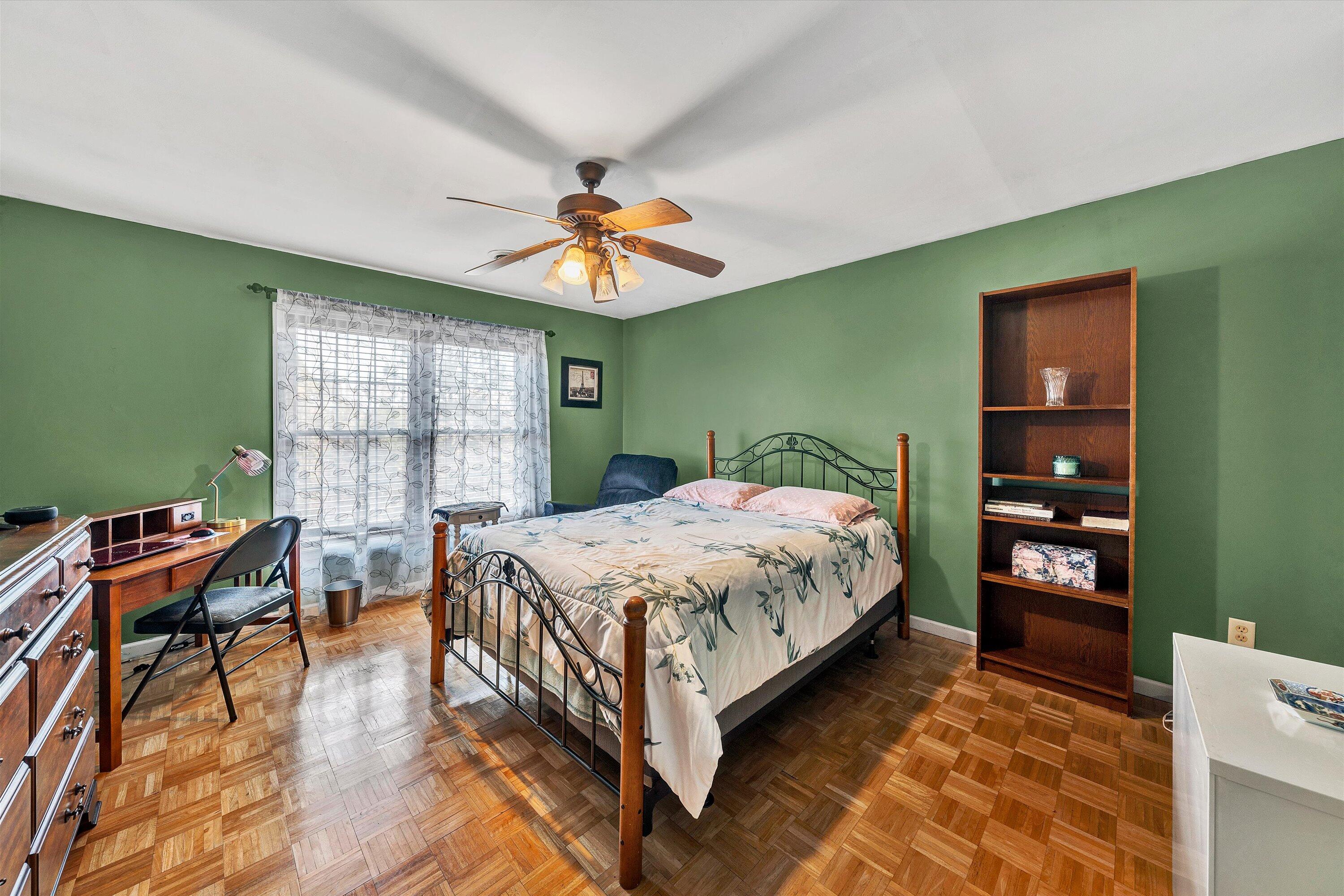 1120 Skycoe DR
