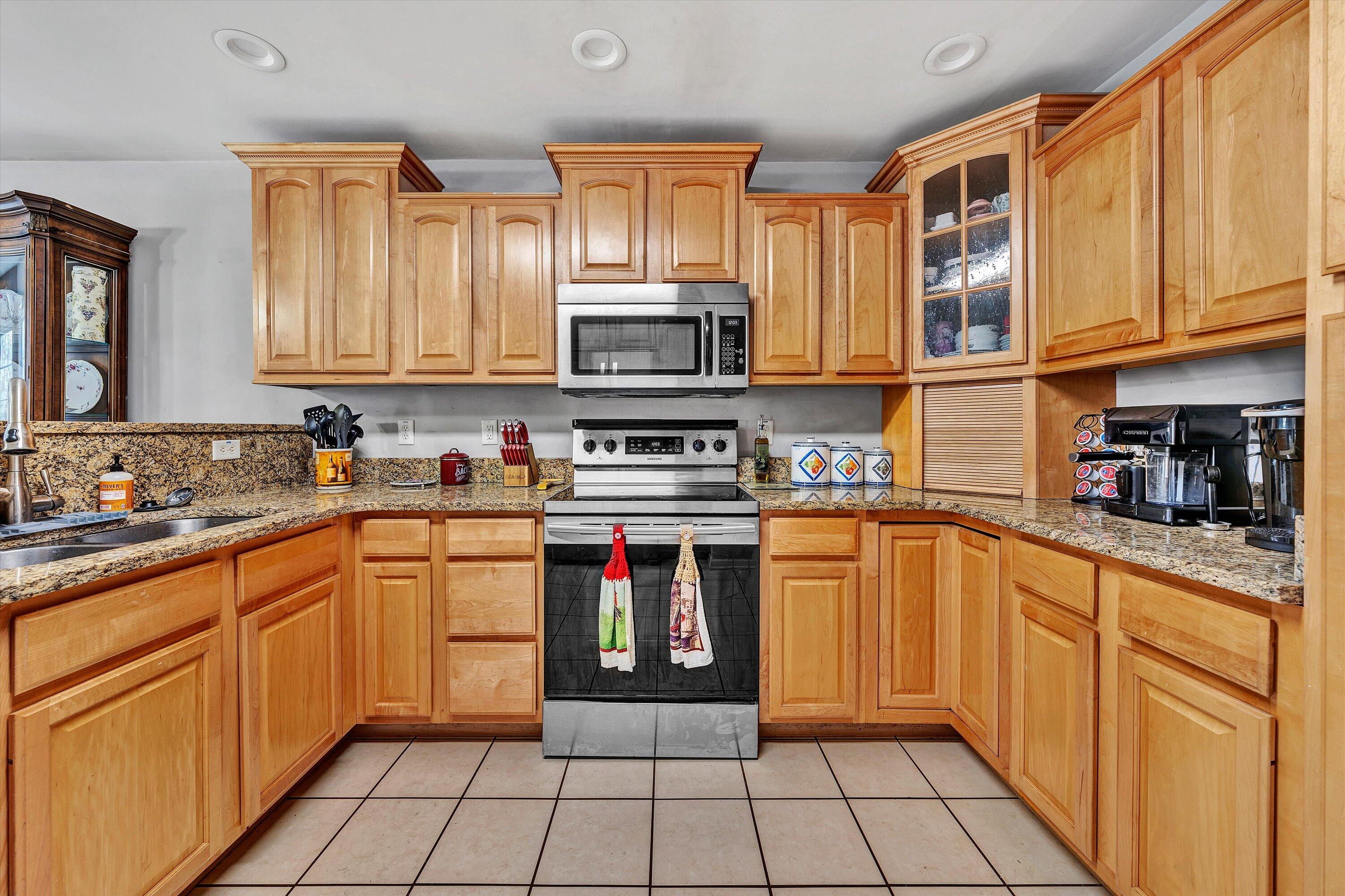 1120 Skycoe DR