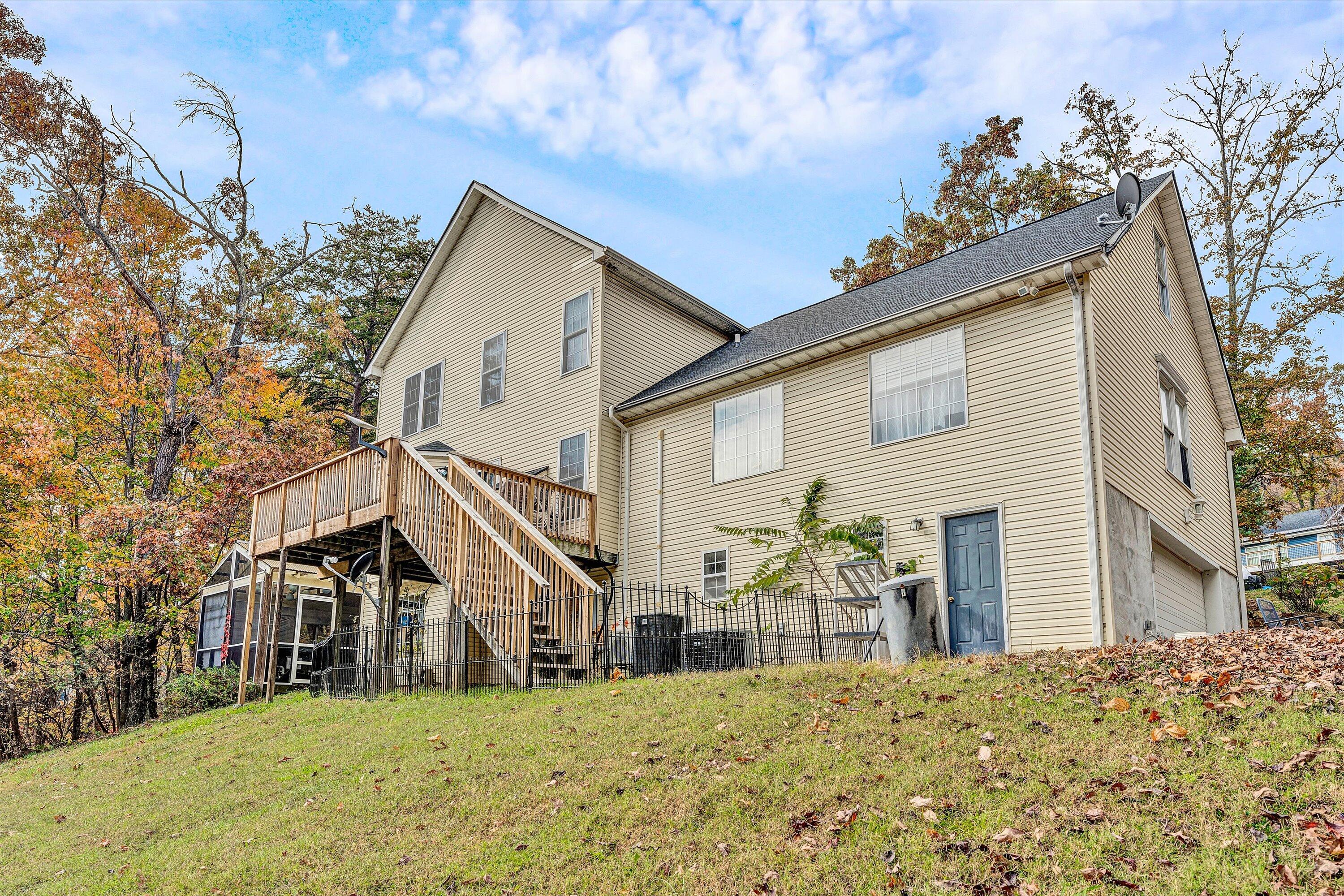 1120 Skycoe DR
