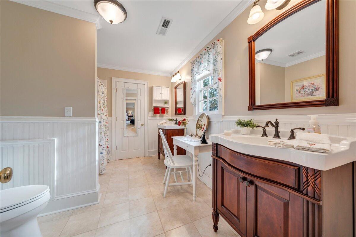 3626 Larson Oaks DR