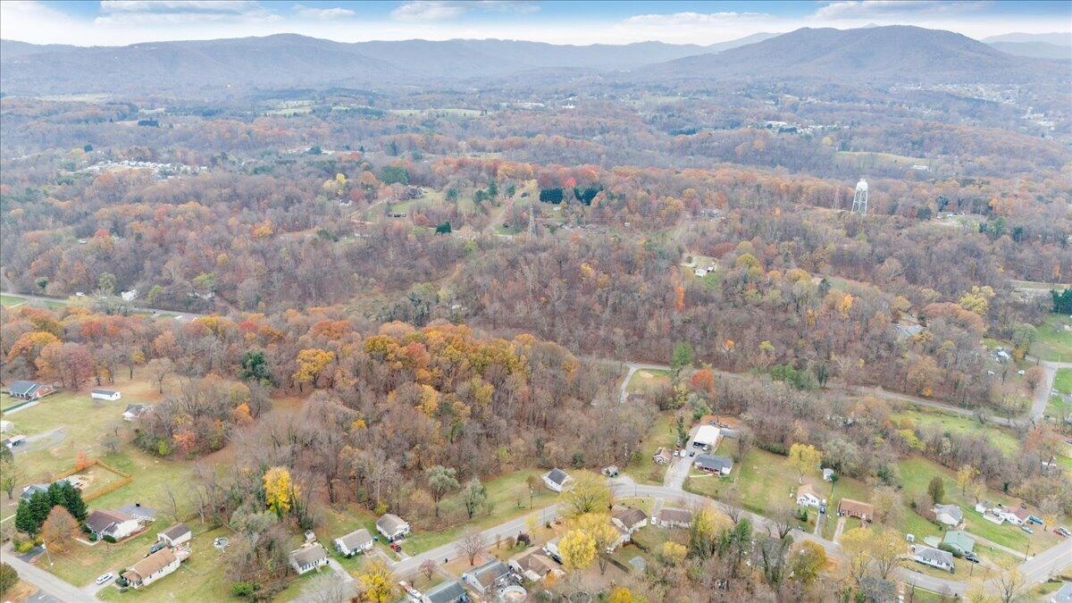 2201 Riverdale RD SE