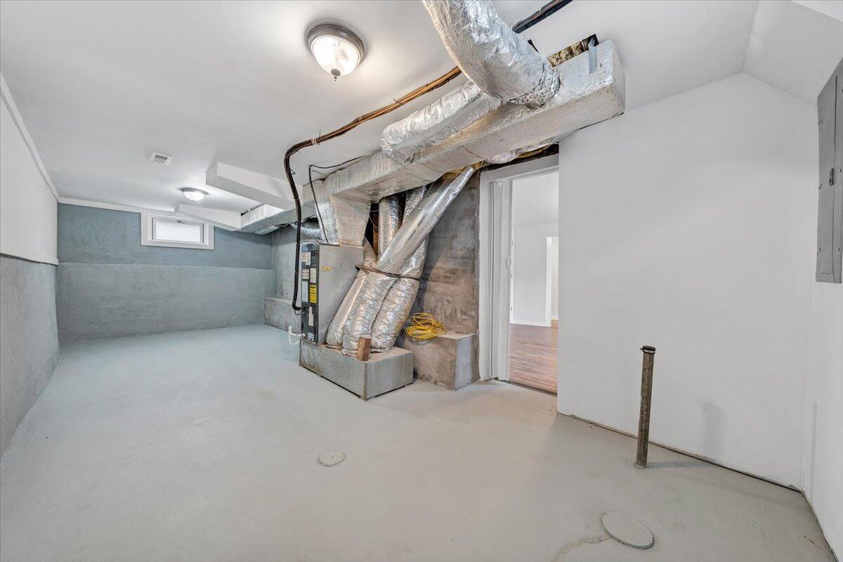 2201 Riverdale RD SE