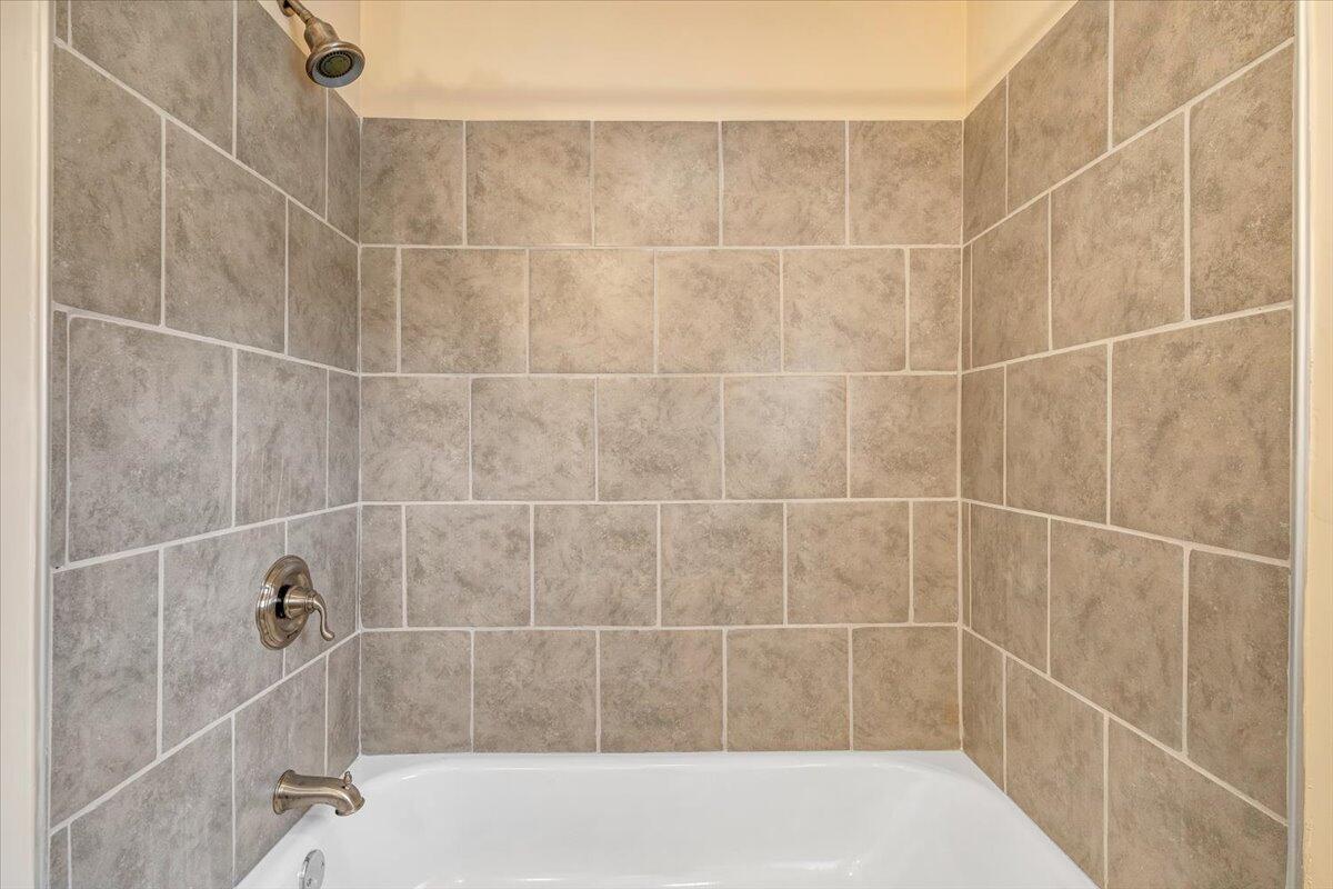 2201 Riverdale RD SE