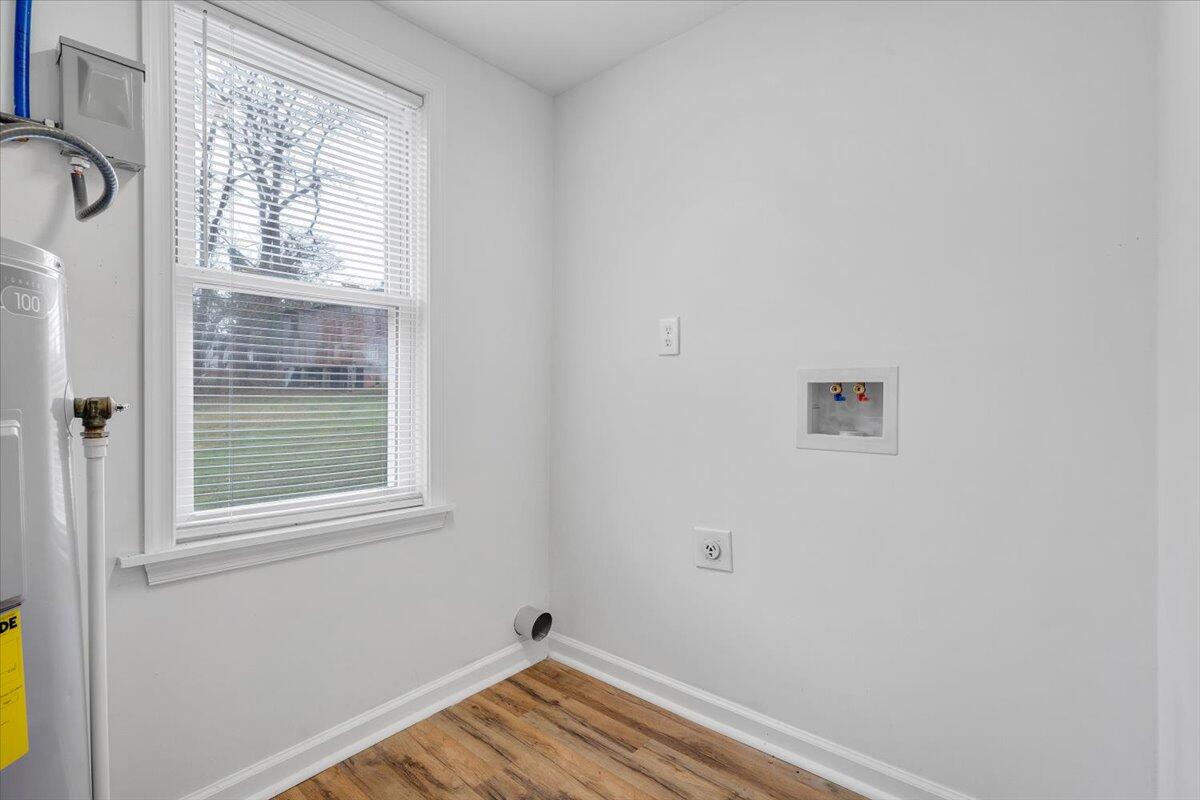 2201 Riverdale RD SE