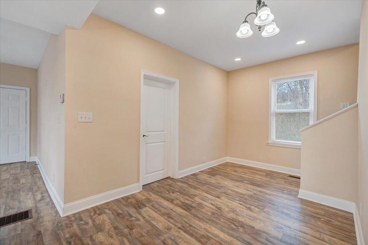 2201 Riverdale RD SE